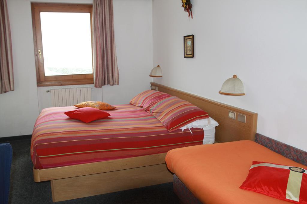 Hotel Genziana Passo Stelvio Exteriör bild