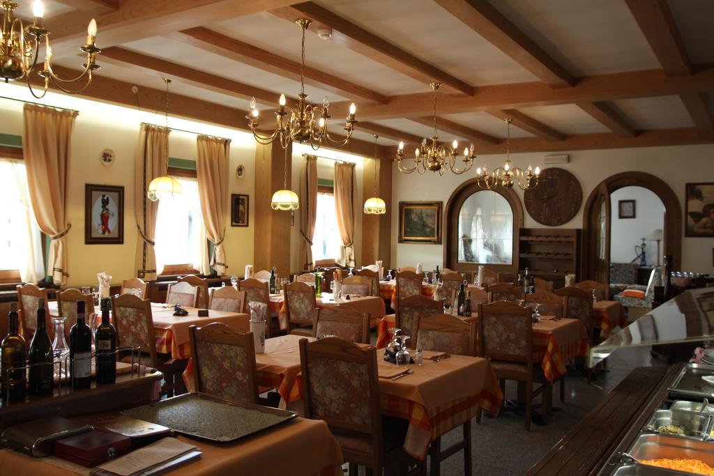 Hotel Genziana Passo Stelvio Exteriör bild